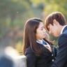 男生女生向前冲